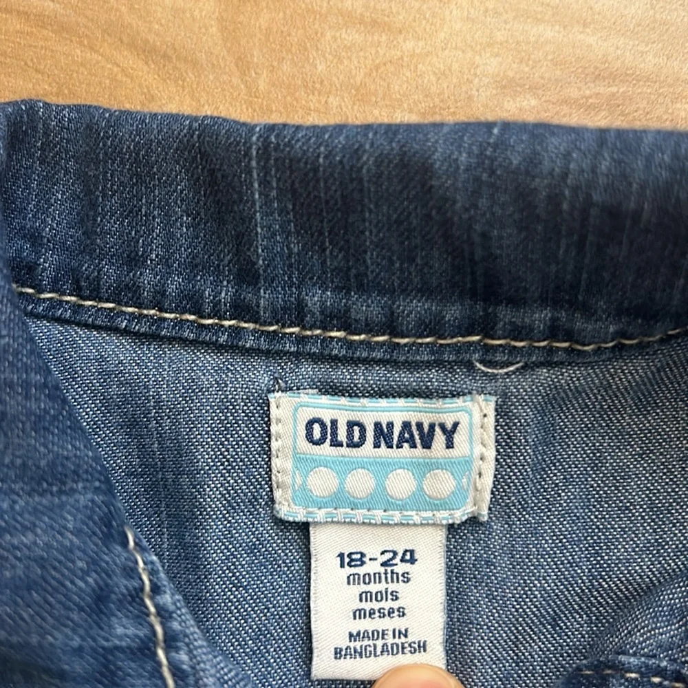 Old Navy button snap denim dress